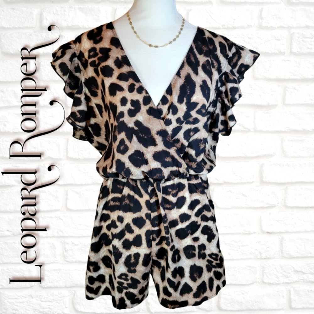 Leopard Romper w/ Ruffle Sleeves V-Neck & Side Zipper, Lightweight Material NWOT